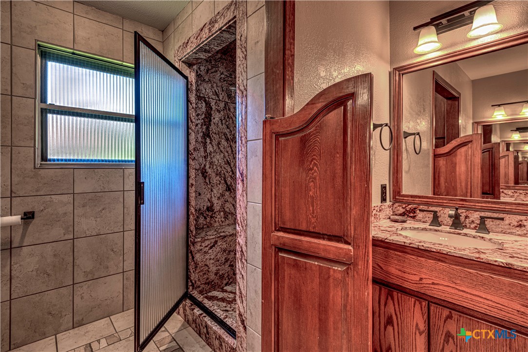 3901 Laurel Road Property Photo 20