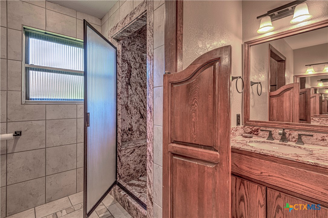 3901 Laurel Road Property Photo 29