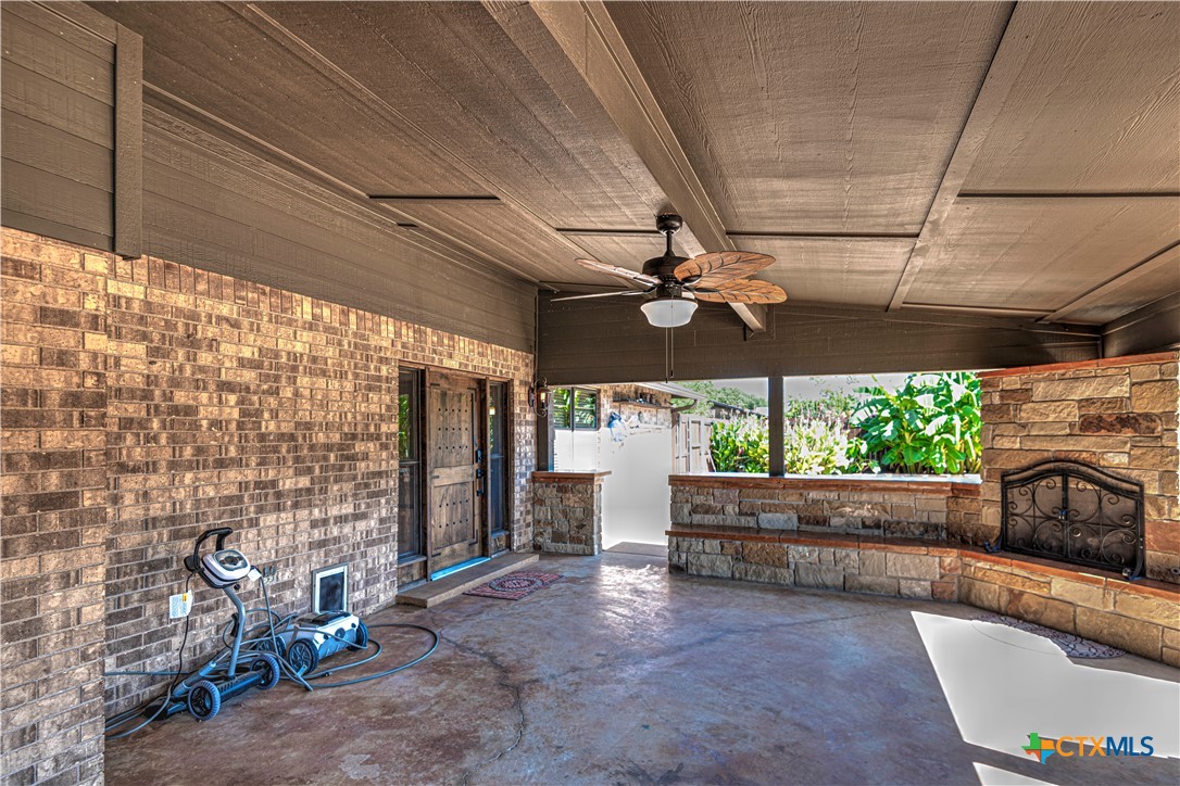 3901 Laurel Road Property Photo 32