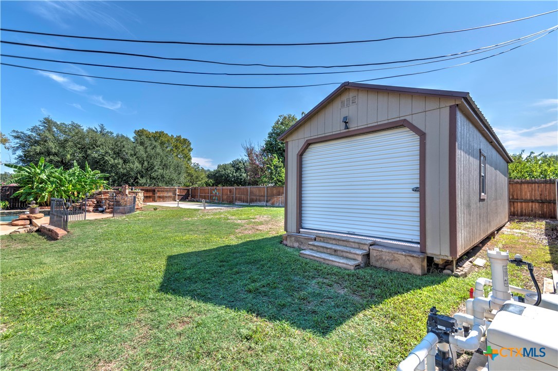 3901 Laurel Road Property Photo 45