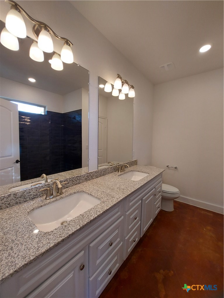 121 Spanish Oak Trail Property Photo 13
