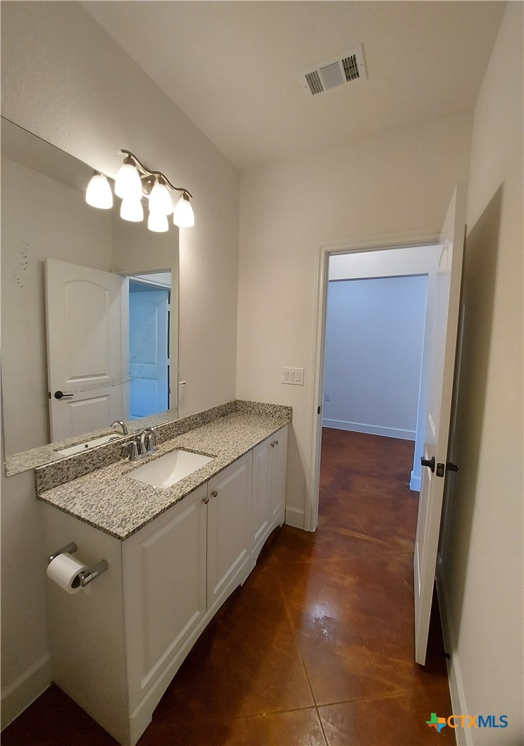 121 Spanish Oak Trail Property Photo 17