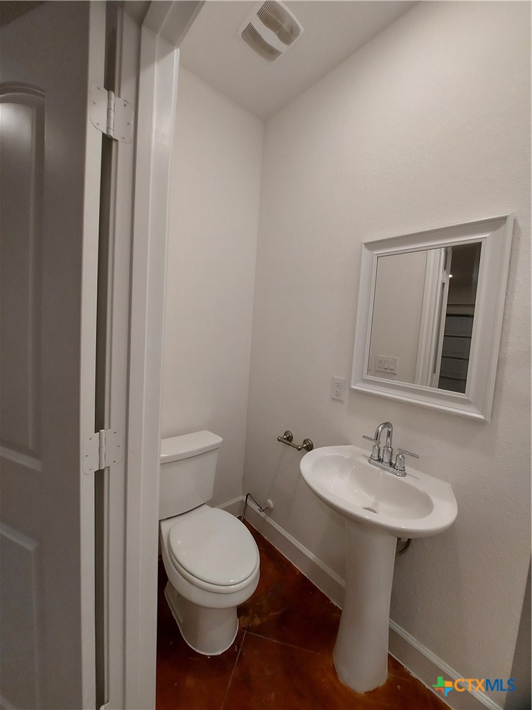 121 Spanish Oak Trail Property Photo 22