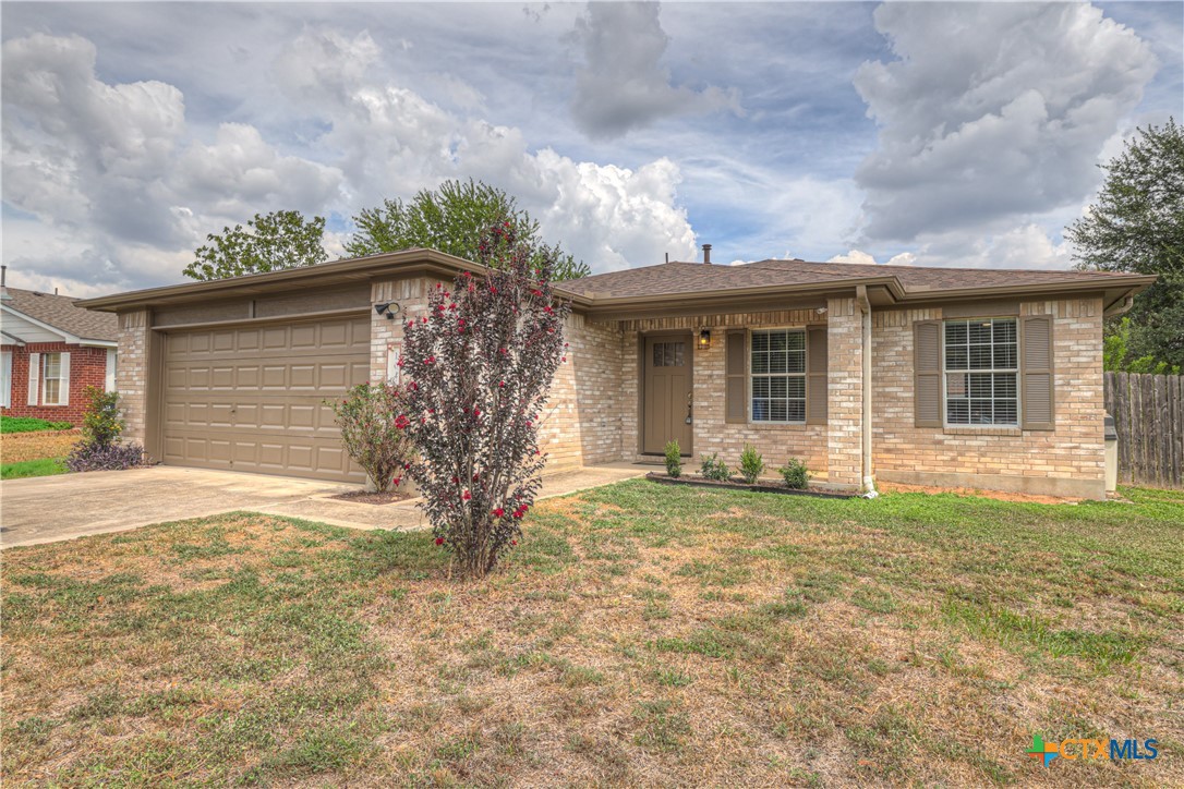 104 Grant Way Property Photo 1