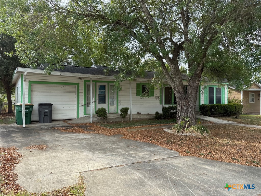 2701 Nightingale Street Property Photo 3