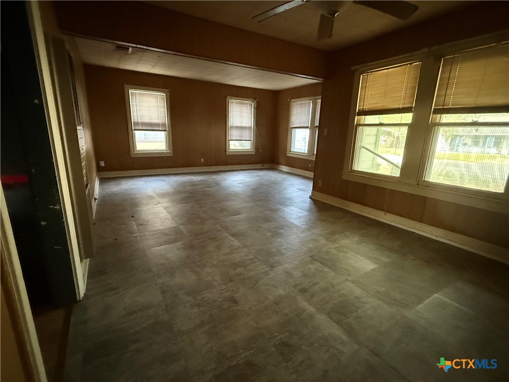 2701 Nightingale Street Property Photo 10