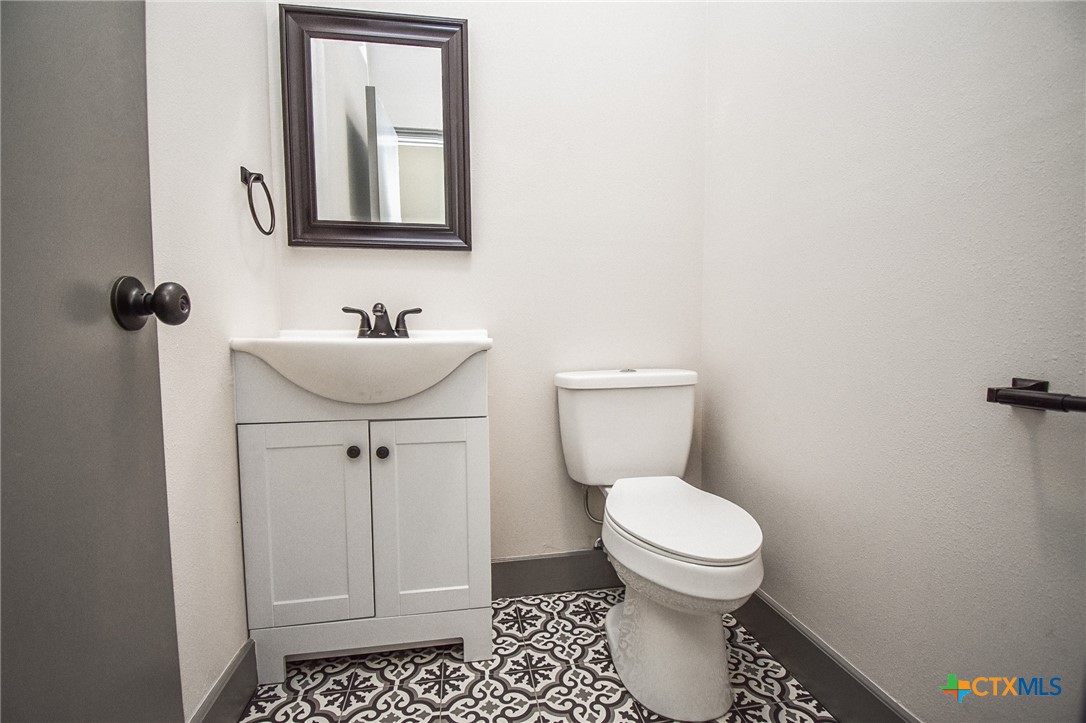 104 Kelly Drive A Property Photo 10