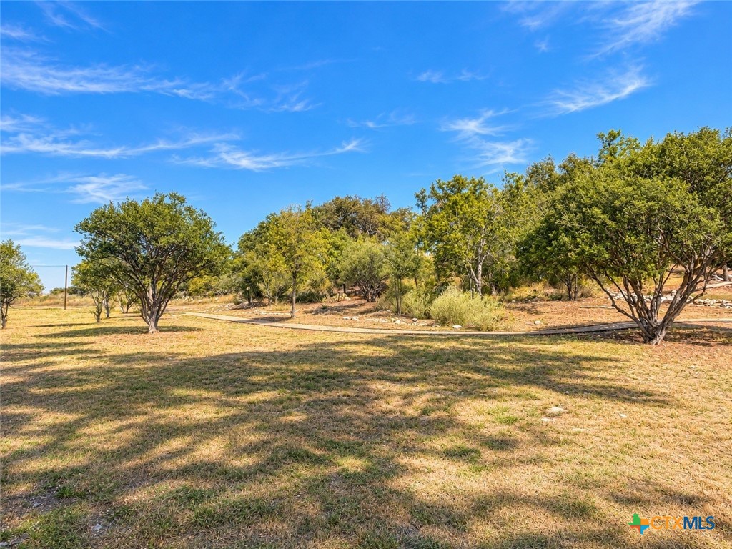 1701 Fox Foot Property Photo 5