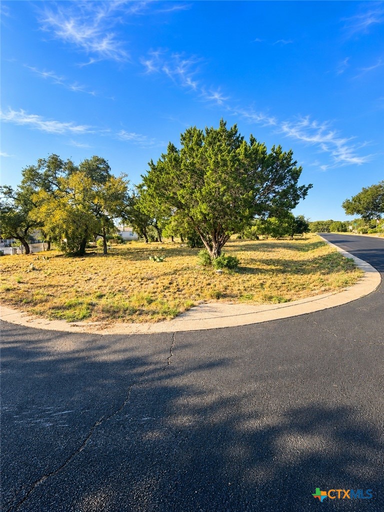1701 Fox Foot Property Photo 9