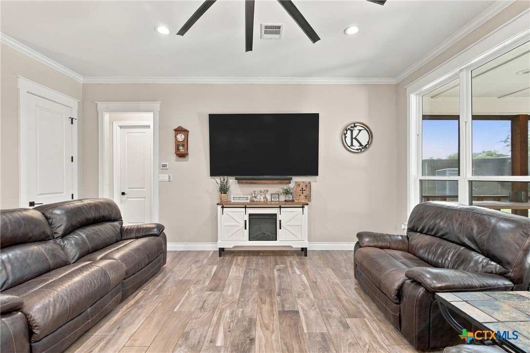 411 Goates Road Property Photo 12