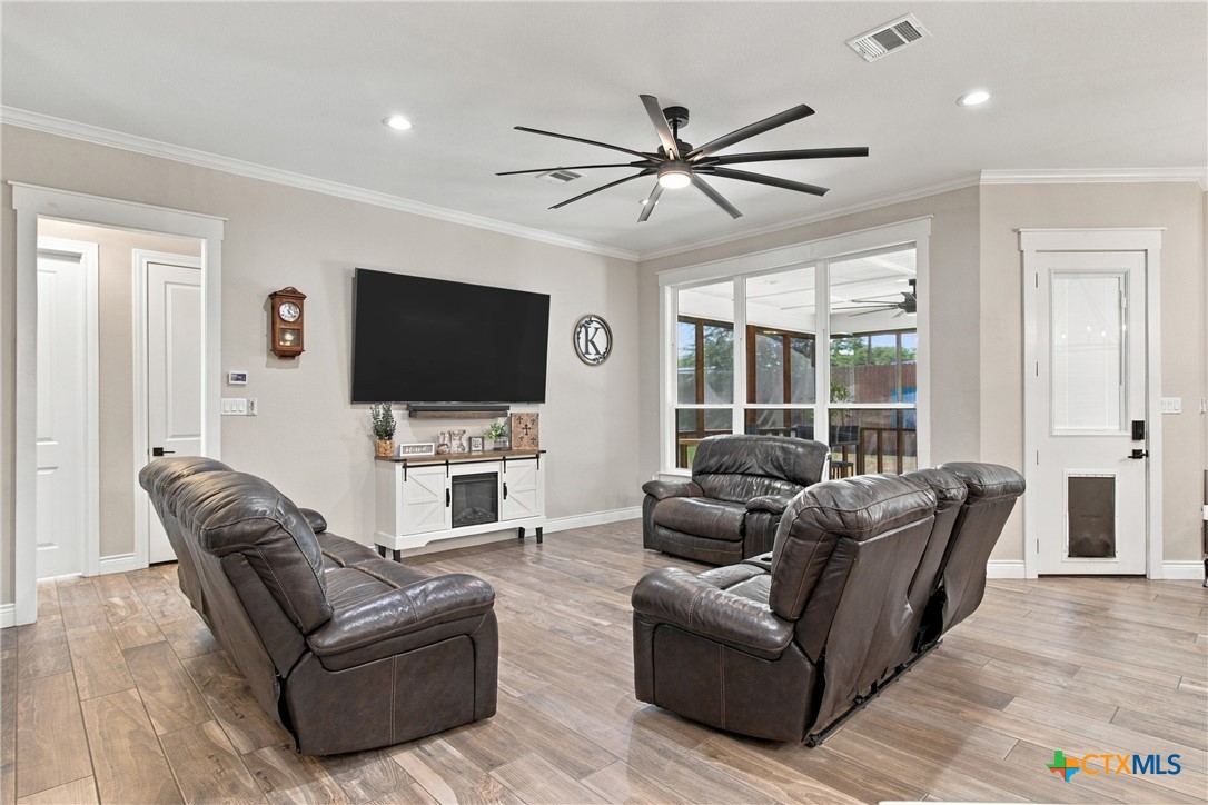 411 Goates Road Property Photo 13