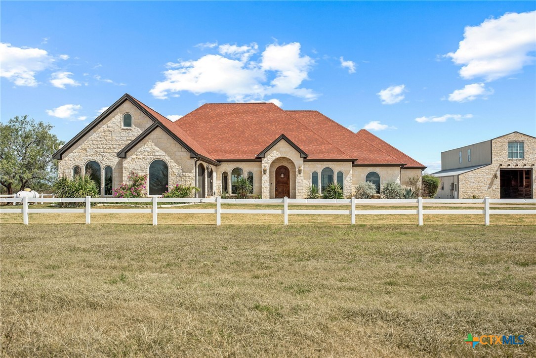 6903 Fm 236 Property Photo 1