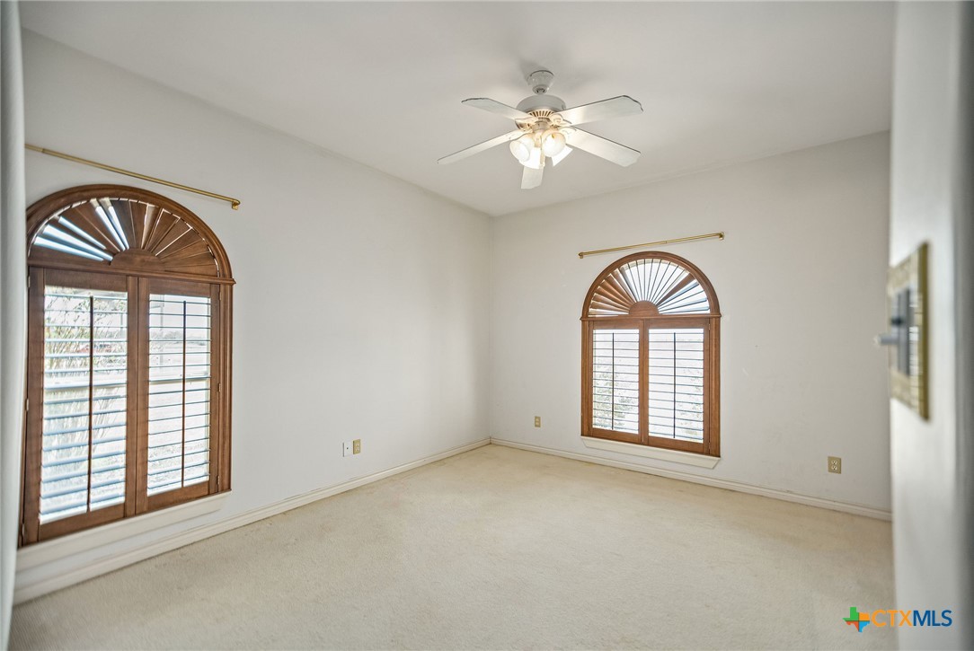 6903 Fm 236 Property Photo 21