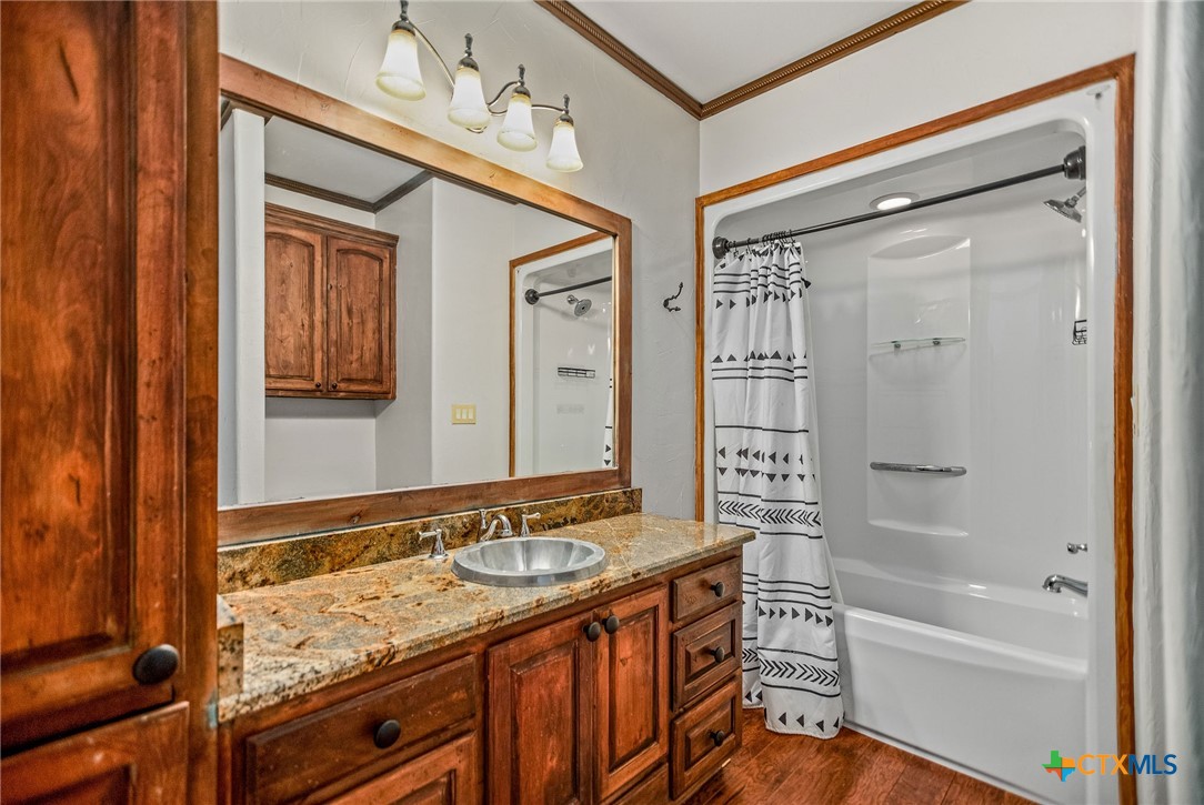 6903 Fm 236 Property Photo 23