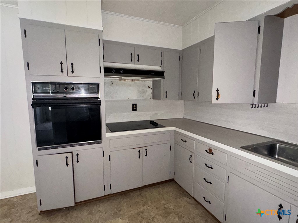 1307 Duval Drive Property Photo 6