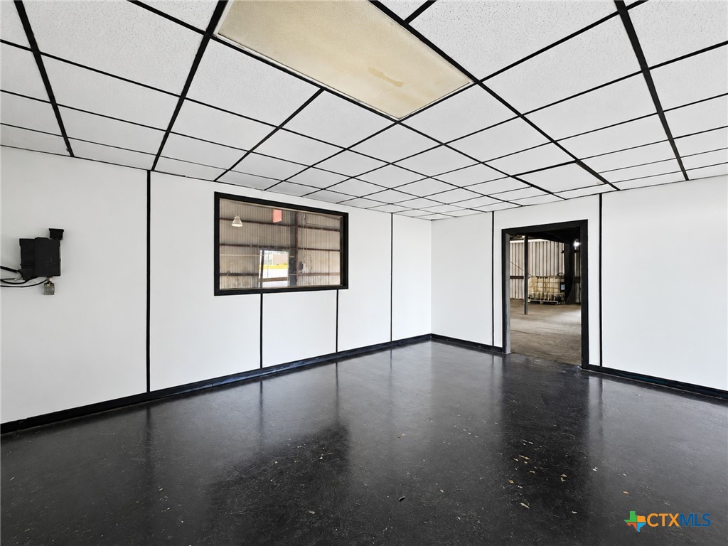 805 E Rio Grande Street Property Photo 6