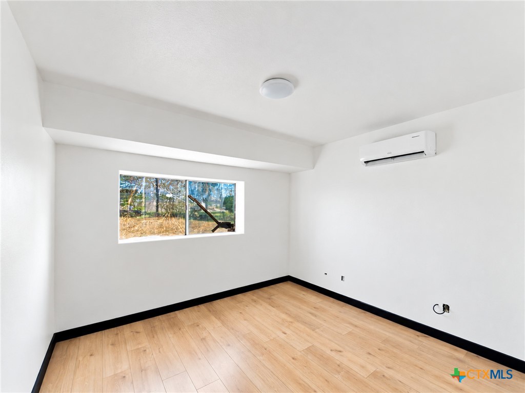 805 E Rio Grande Street Property Photo 19