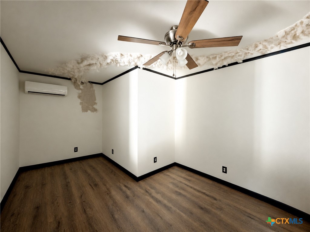 805 E Rio Grande Street Property Photo 22