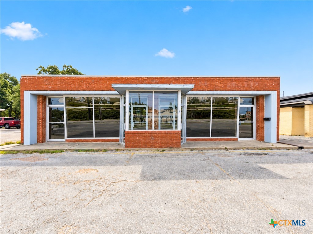 805 E Rio Grande Street Property Photo 23