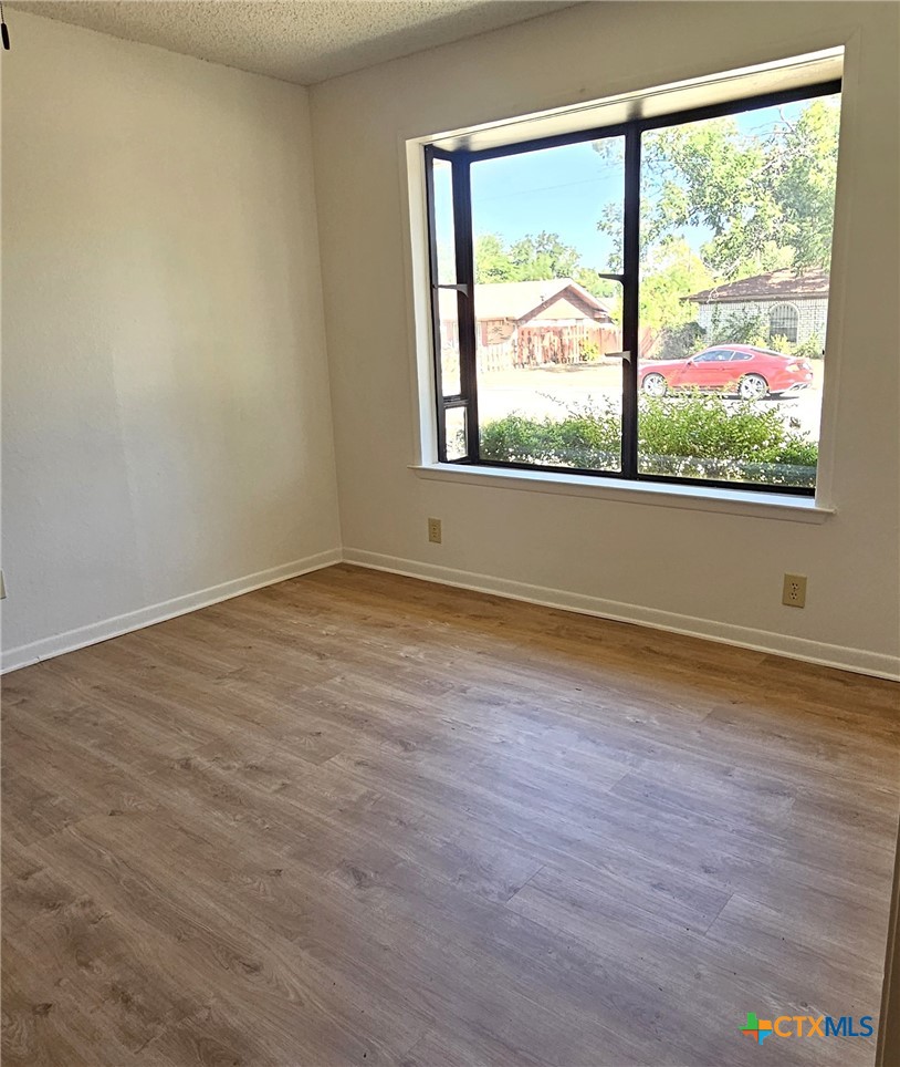 205 Rose Avenue Property Photo 3