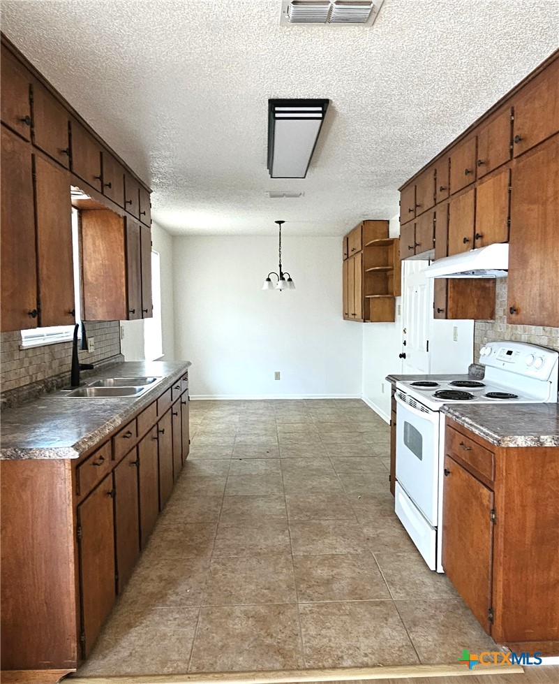205 Rose Avenue Property Photo 9