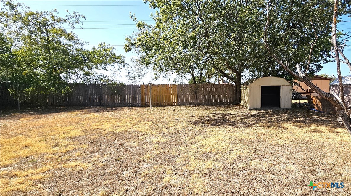 205 Rose Avenue Property Photo 28