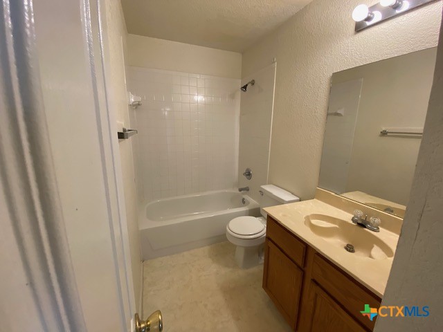2808 Leroy Circle B Property Photo 7