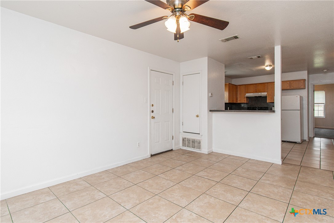 4303 Alan Kent Drive D Property Photo 2