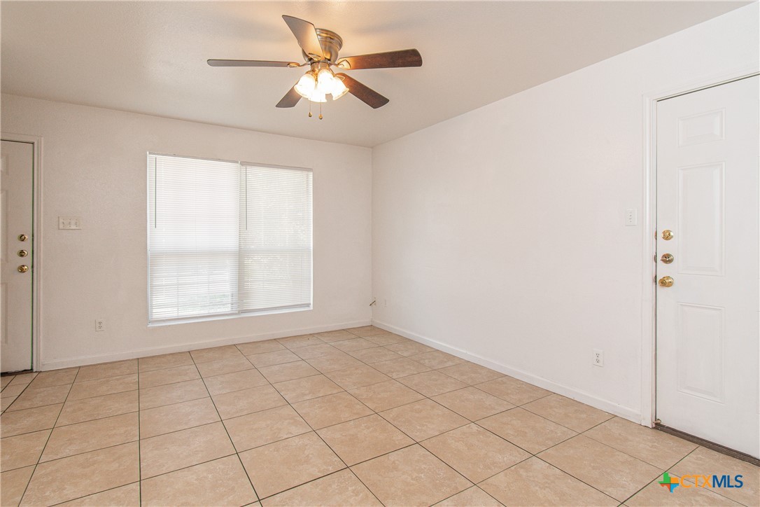 4303 Alan Kent Drive D Property Photo 4