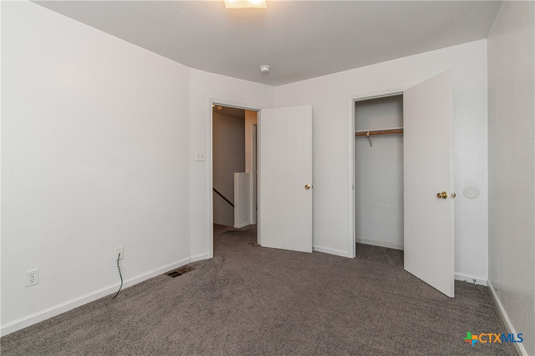 4303 Alan Kent Drive D Property Photo 13