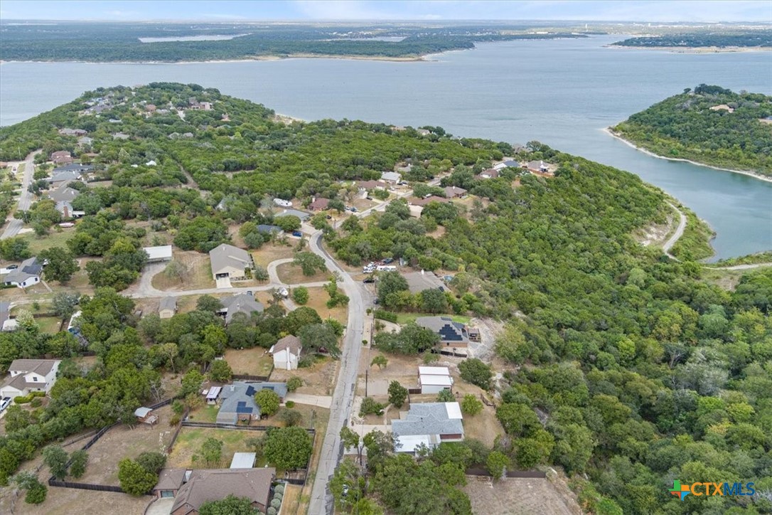 5315 Denmans Loop Property Photo 3