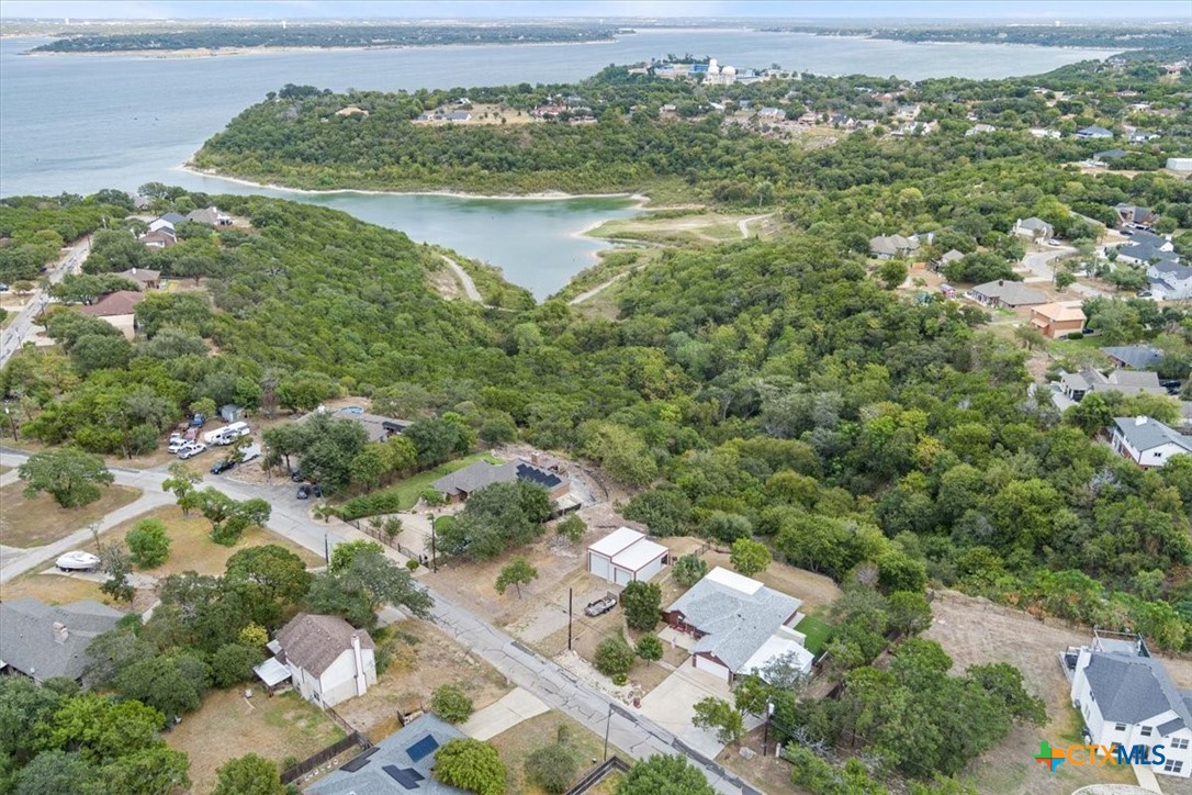 5315 Denmans Loop Property Photo 4
