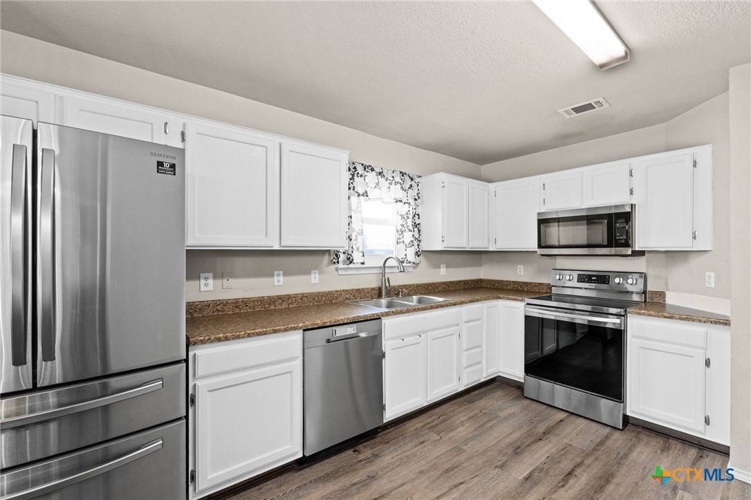 2319 Schwald Road Property Photo 8