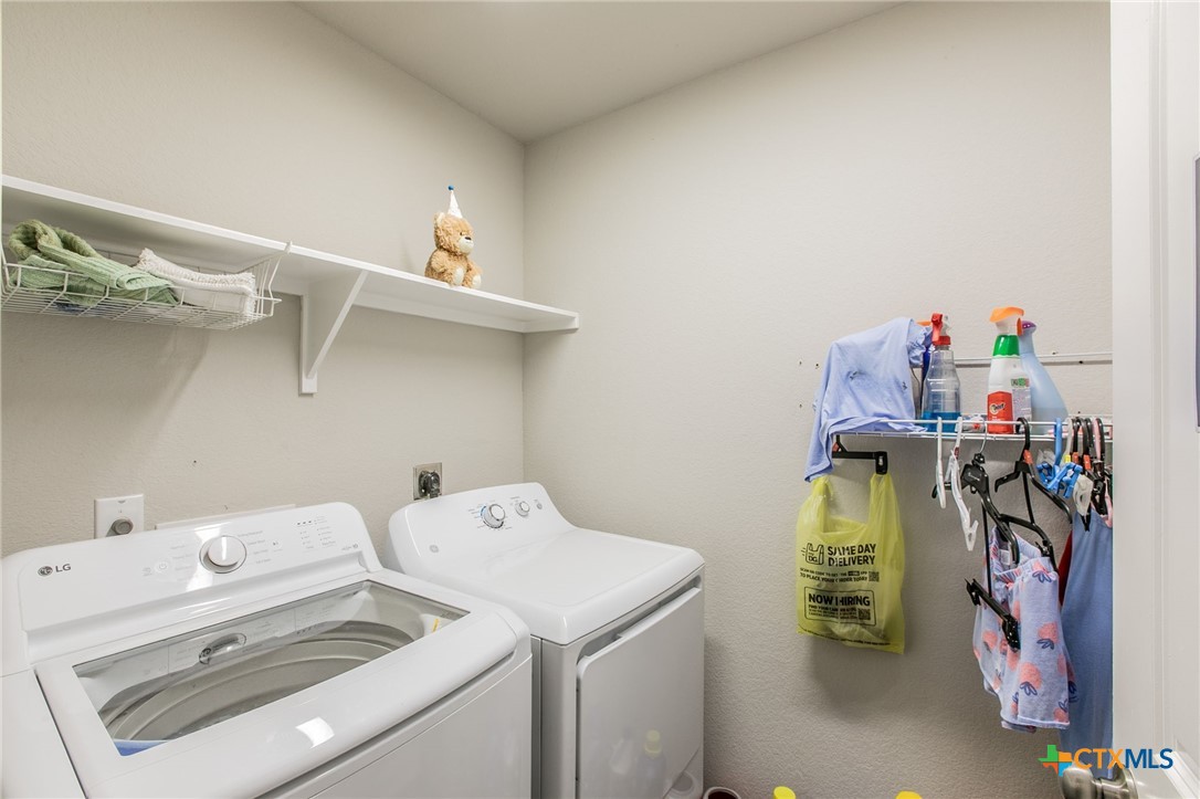 1652 Hillside Drive Property Photo 21