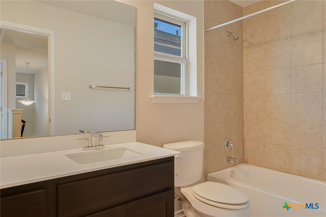 3651 Sandy Brook Drive 302 Property Photo 14