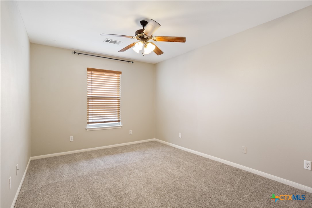 8009 Hawthorn Property Photo 16