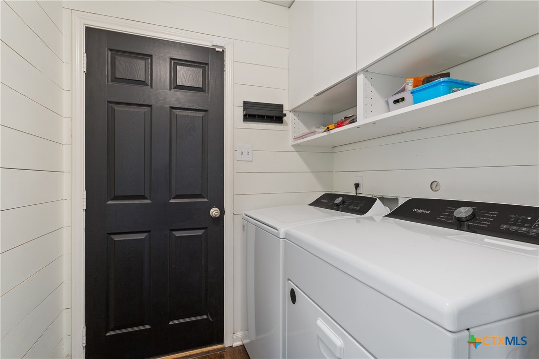 8009 Hawthorn Property Photo 20