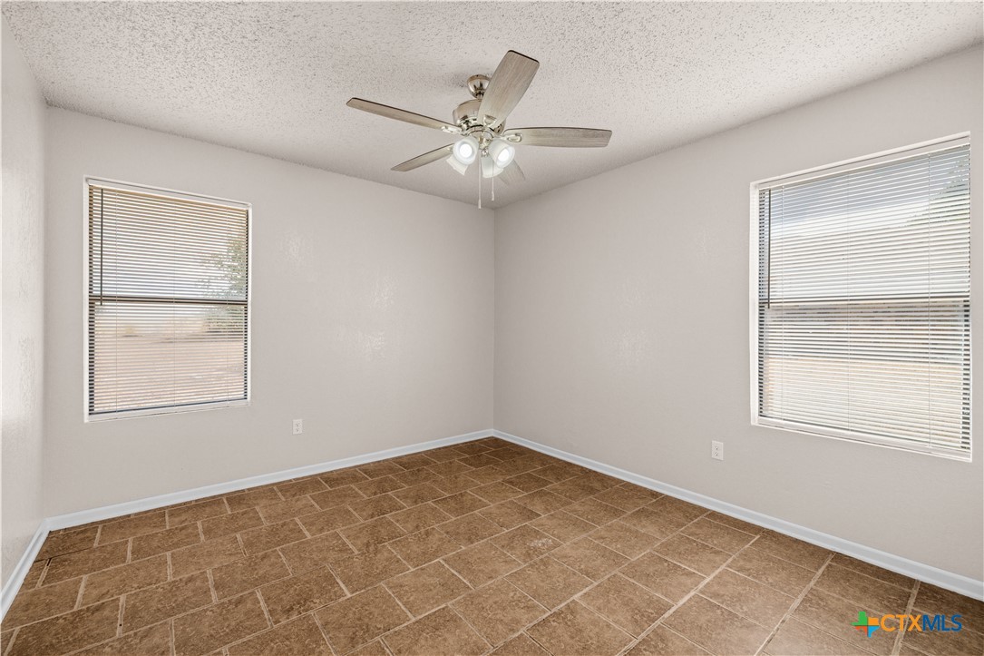 305 Skyview Circle Property Photo 15
