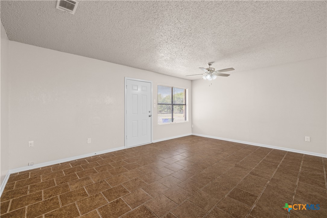 305 Skyview Circle Property Photo 17