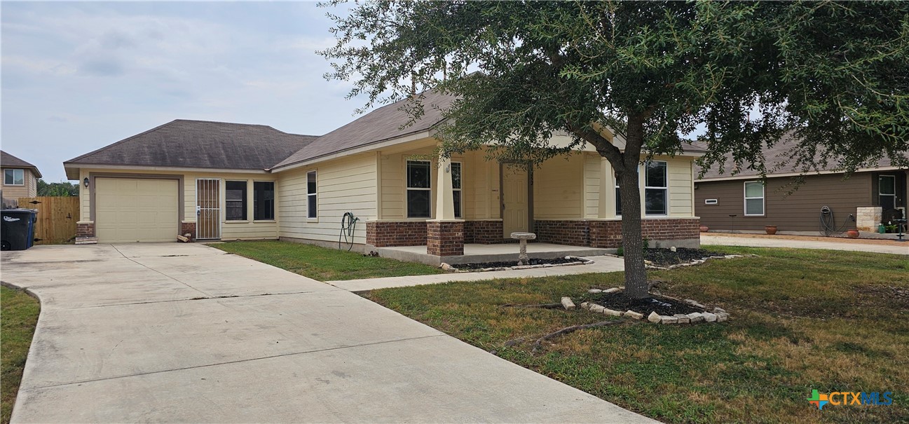 1052 Lilac Wind Property Photo 2