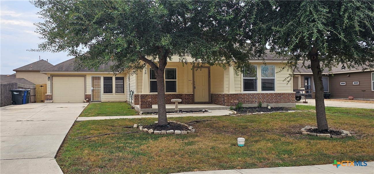 1052 Lilac Wind Property Photo 3