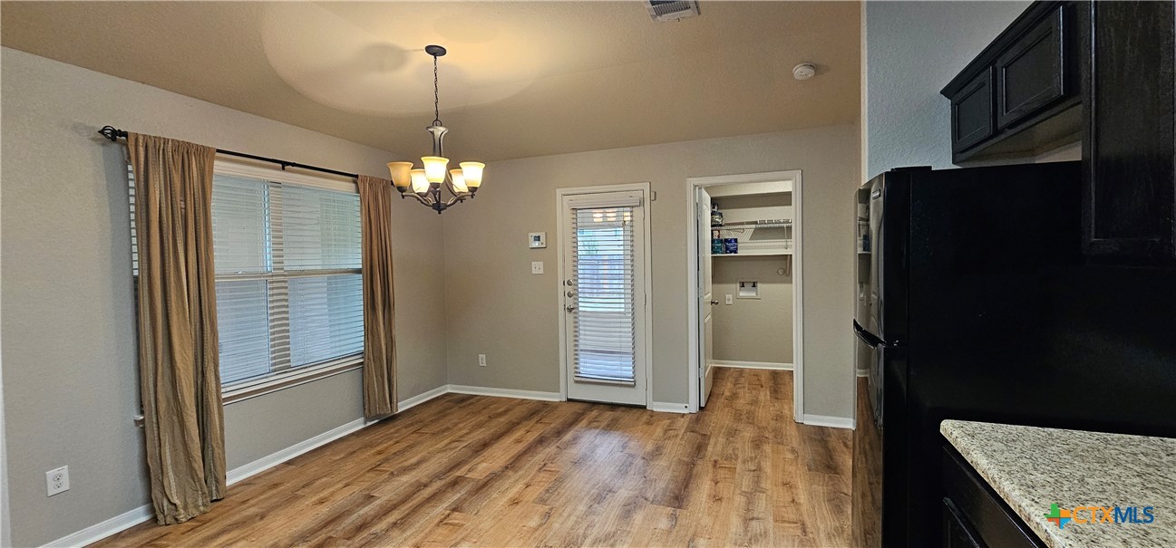 1052 Lilac Wind Property Photo 8