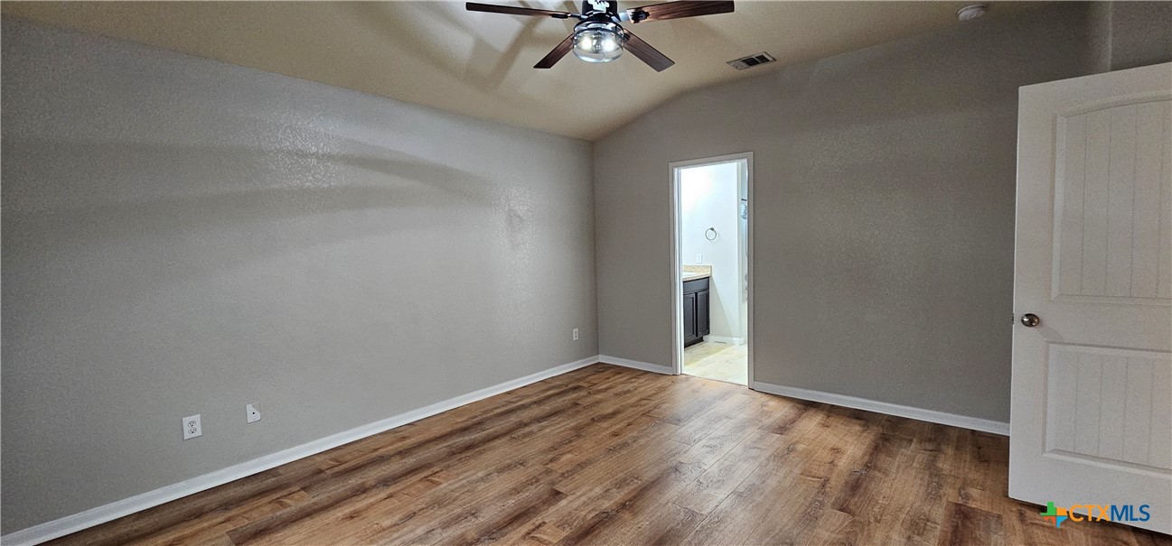 1052 Lilac Wind Property Photo 9