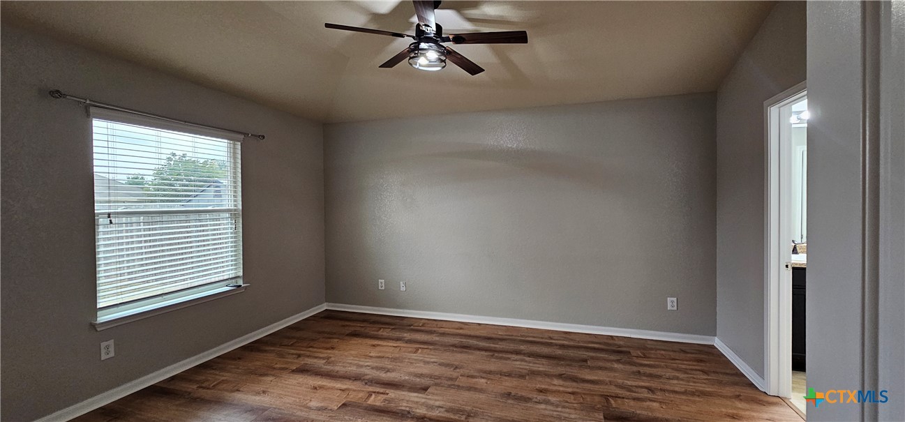 1052 Lilac Wind Property Photo 10