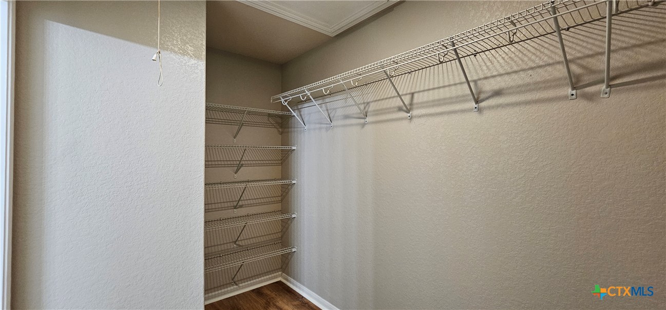 1052 Lilac Wind Property Photo 13