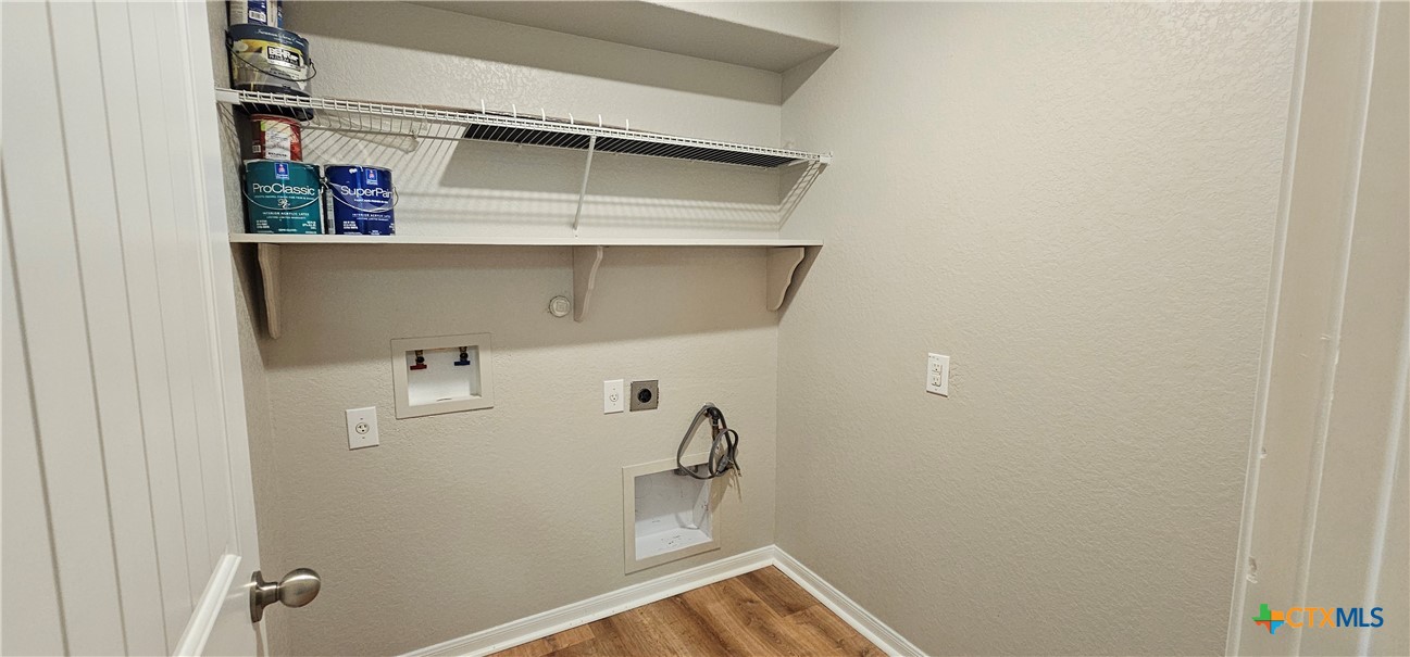 1052 Lilac Wind Property Photo 14