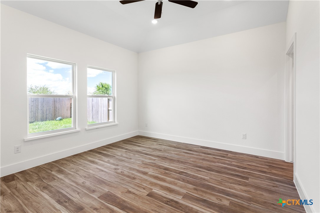 308 Cardinal Drive Property Photo 13