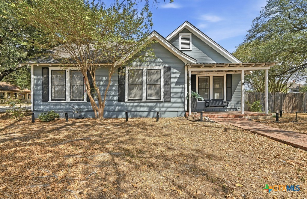 505 E Houston Street Property Photo 2