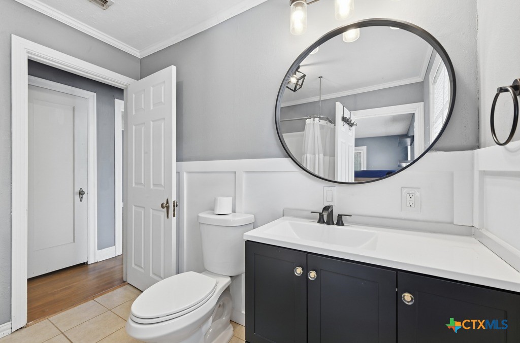 505 E Houston Street Property Photo 17