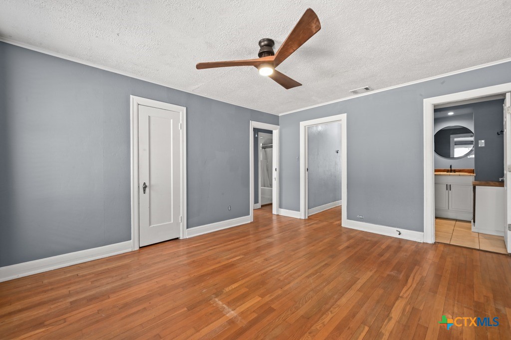 505 E Houston Street Property Photo 21